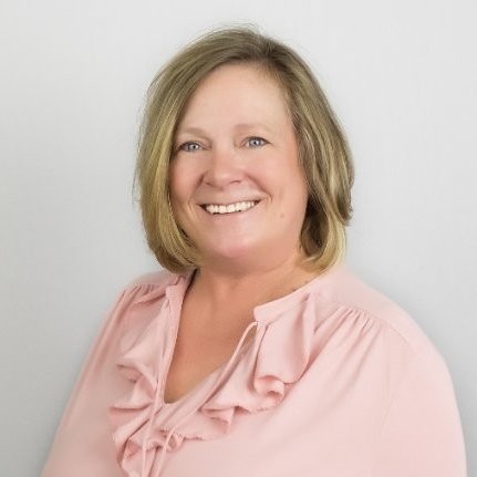 Profile picture of Shari Thompson, CFO of Charter Bahamas